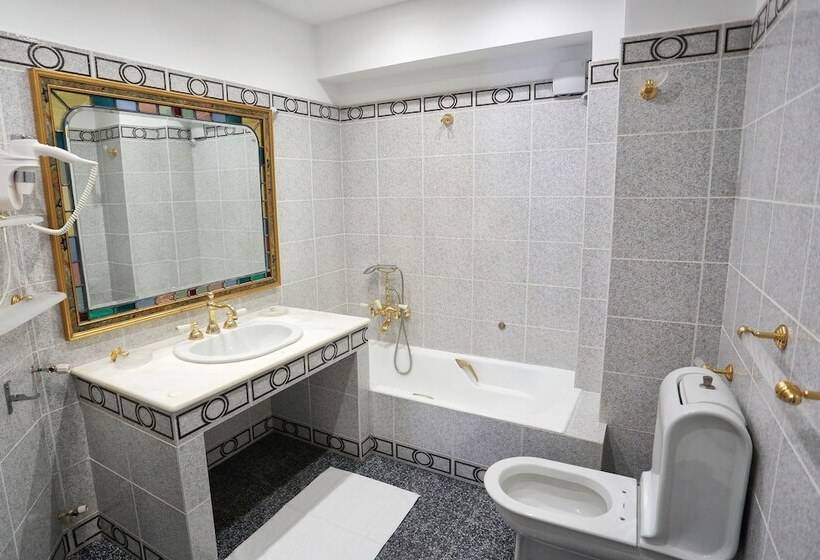 شقة غرفتين, Al Duomo Rooms & Flats