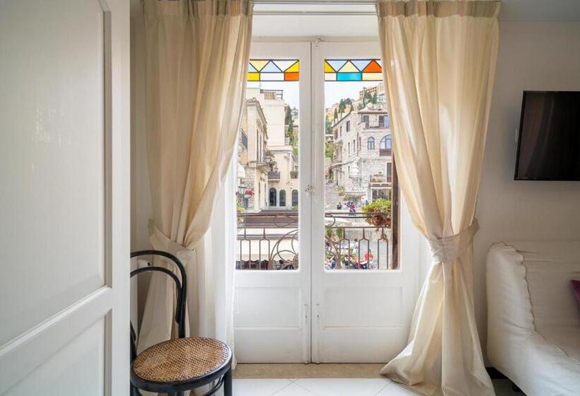 شقة غرفتين, Al Duomo Rooms & Flats