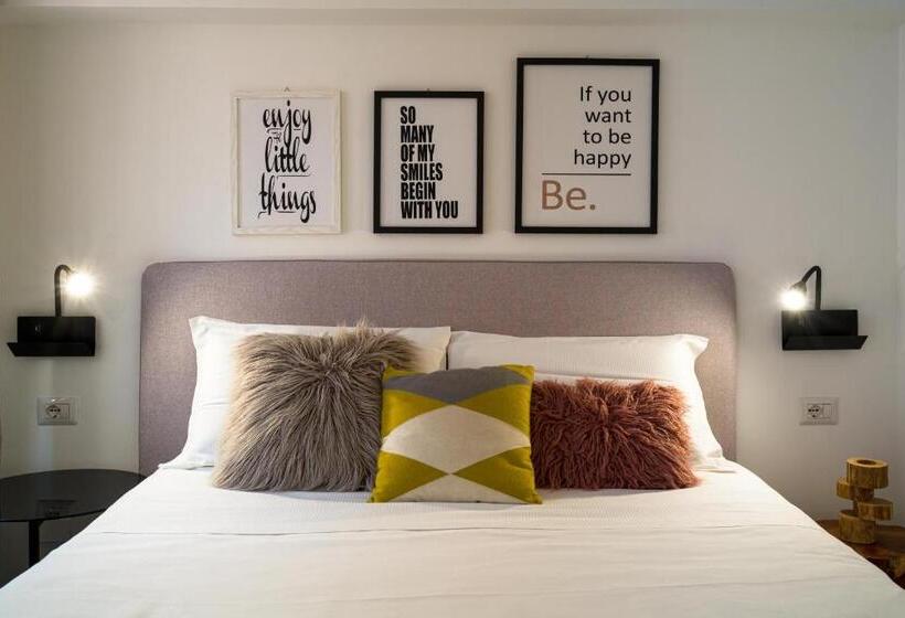 غرفة قياسية مزوَّدة بتراس, Al Duomo Rooms & Flats