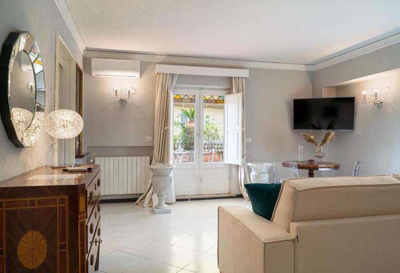 شقة غرفة واحدة مزودة بتراس, Al Duomo Rooms & Flats