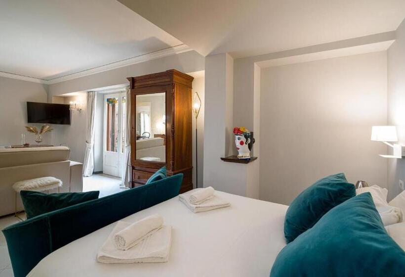 شقة غرفة واحدة مزودة بتراس, Al Duomo Rooms & Flats