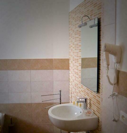 带景观的三人标准房间, B&b Castiglione