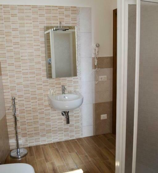 带景观的三人标准房间, B&b Castiglione