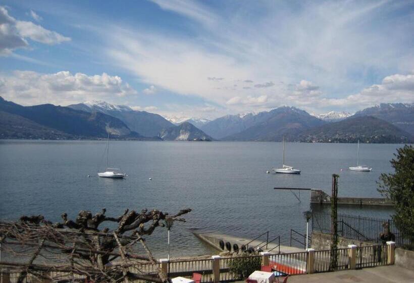 חדר סטנדרט לארבעה, Albergo Riva