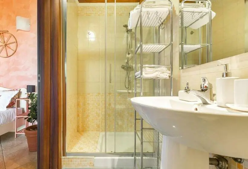 キングサイズベッドのデラックスルーム, Tenuta Cavalieri