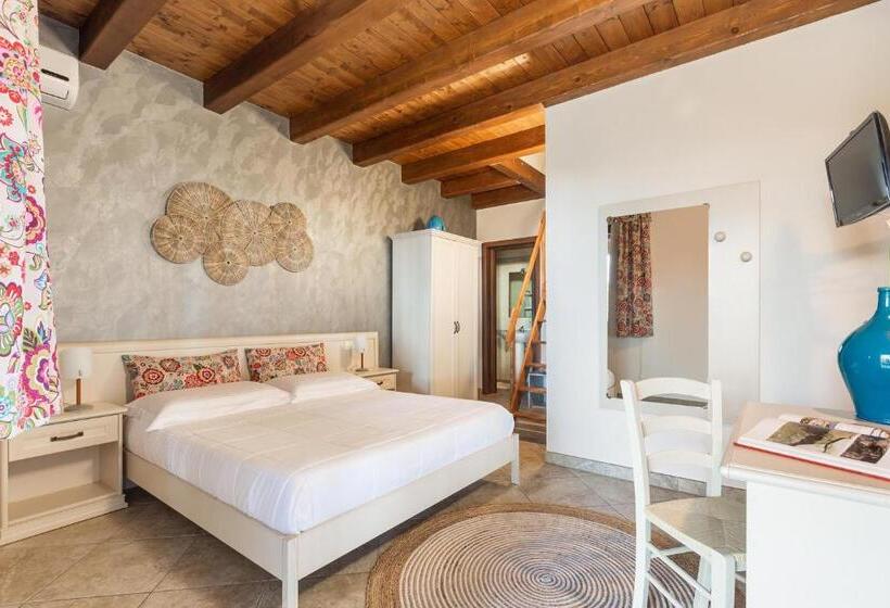 غرفة قياسية رباعية, Tenuta Cavalieri