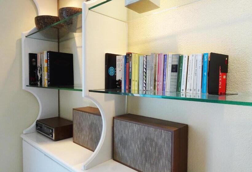 غرفة عائلية, Villa Albonico