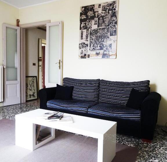 غرفة عائلية, Villa Albonico