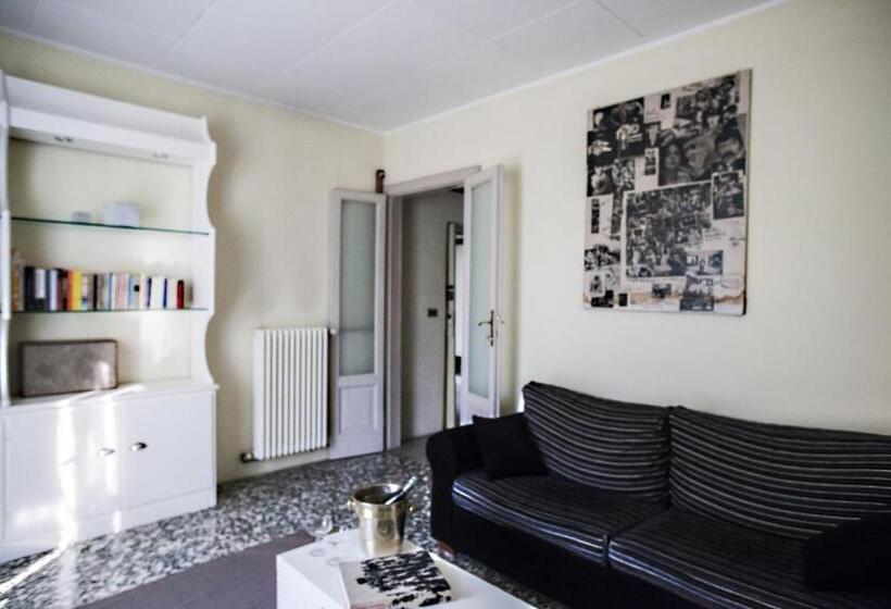 غرفة عائلية, Villa Albonico