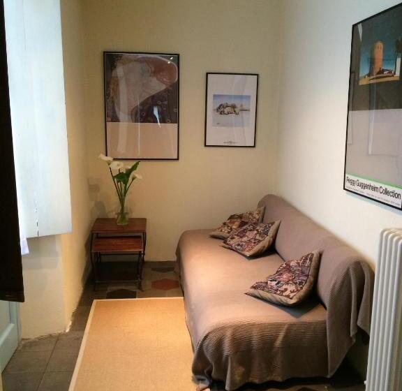 غرفة عائلية, Villa Albonico