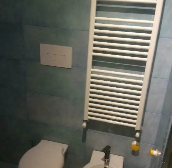 اتاق استاندارد سه نفره, B&b Cuore Di Salerno