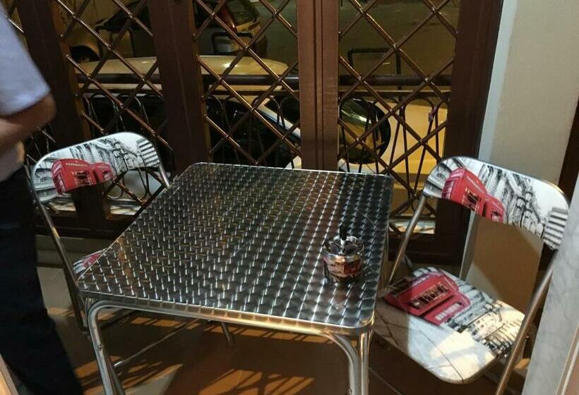 اتاق استاندارد سه نفره, B&b Cuore Di Salerno