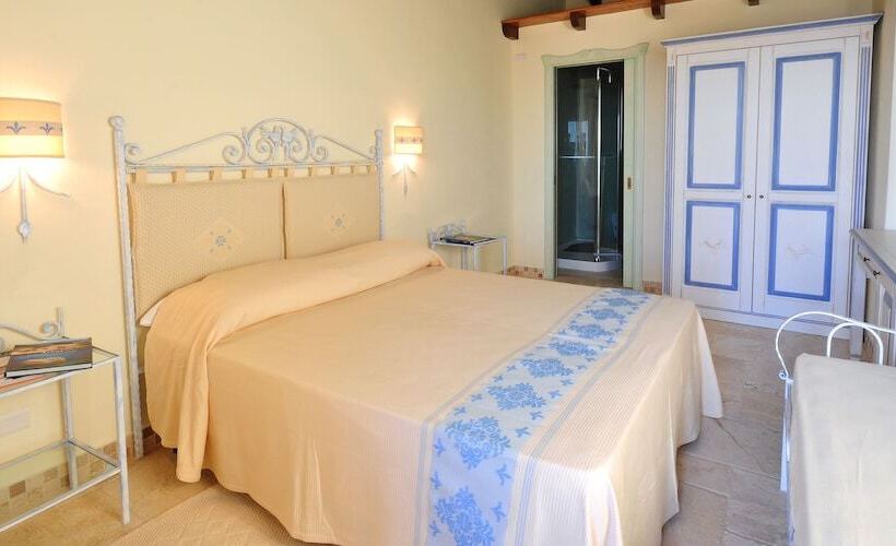 غرفة قياسية مطلّة علي البحر مزوَّدة بتراس, Corsaro Nero