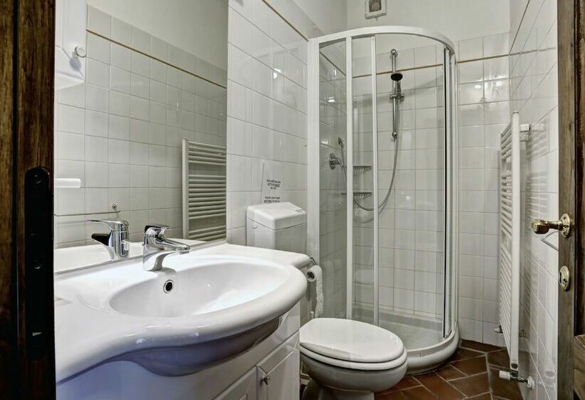 Дом 2 Спальни, Lodge Ricavo Con Piscina Panoramica