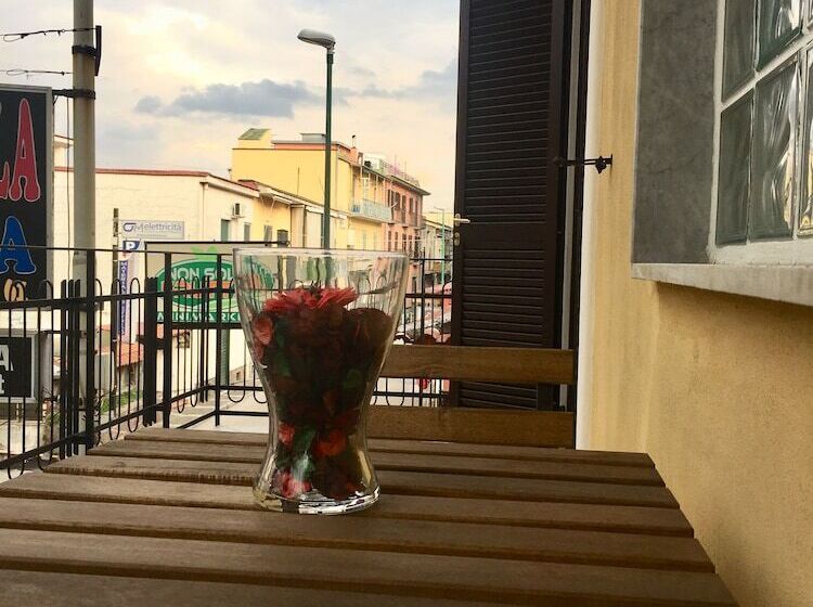 غرفة عائلية, Buonocore Rooms