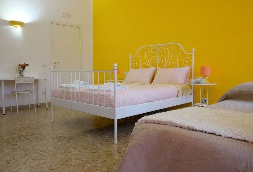 غرفة عائلية, Buonocore Rooms