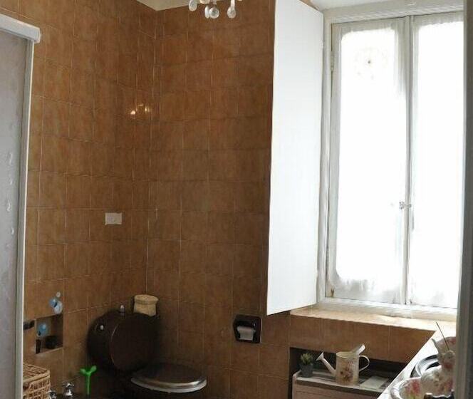 Orta Banyolu Üç Kişilik Standart Oda, Il Ciottolo