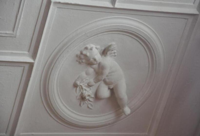 Orta Banyolu Üç Kişilik Standart Oda, Il Ciottolo