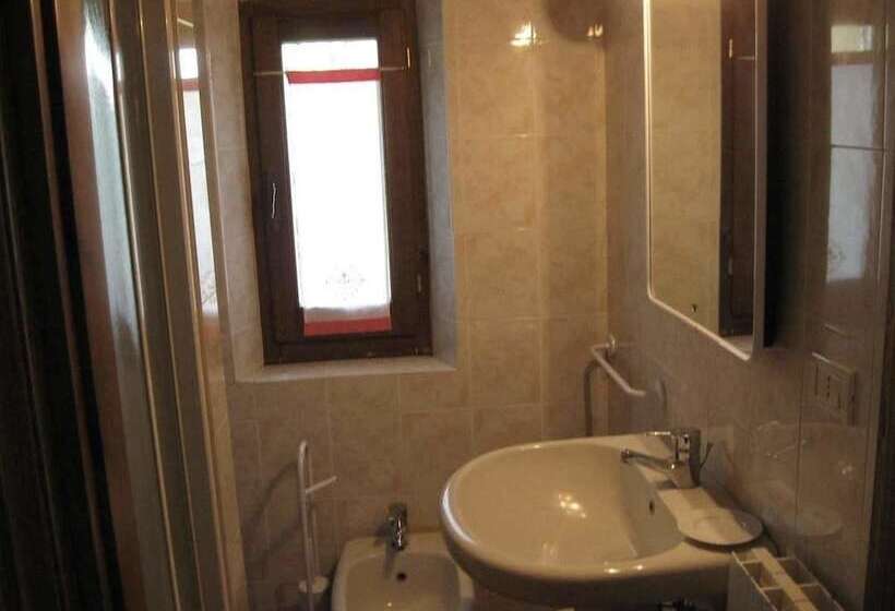 سوییت, La Biocca