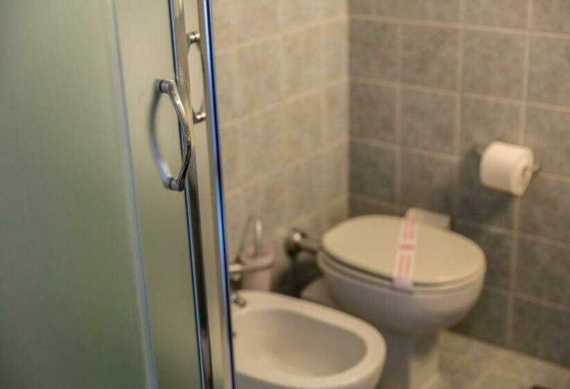 غرفة قياسية فردية, Villa Cagnola