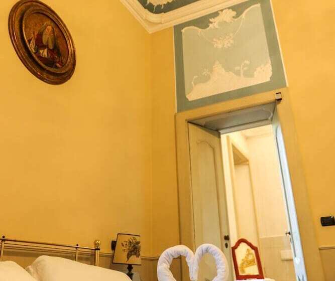 جناح مطلّ علي الجبل, Villa Cagnola