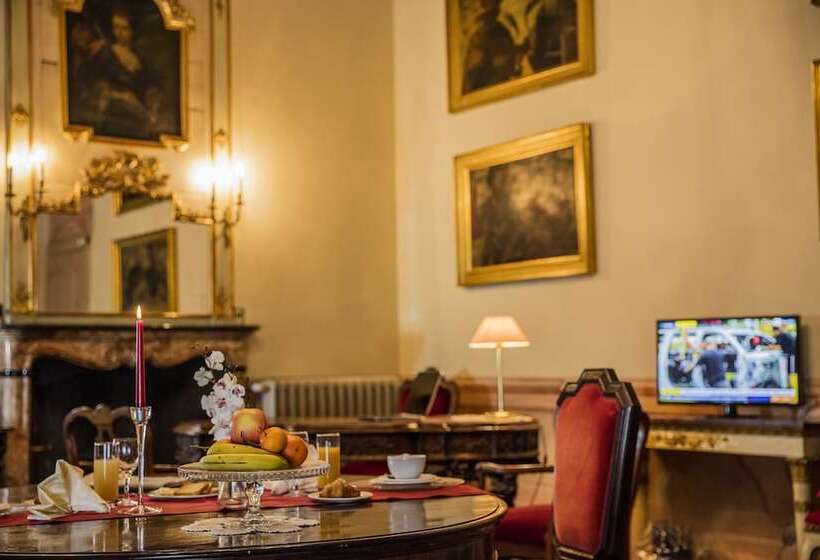 Люкс Вид на Горы, Villa Cagnola