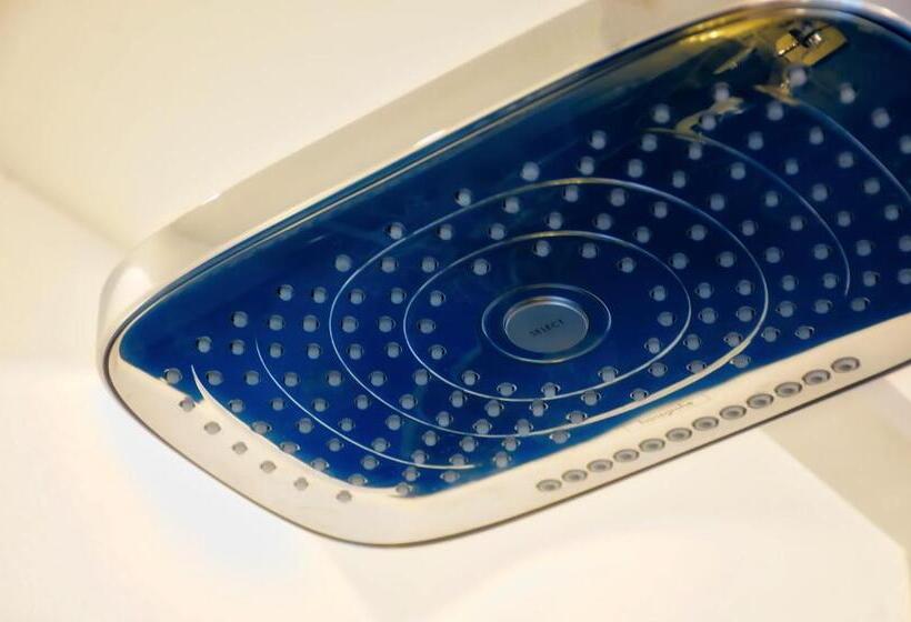 اتاق استاندارد با چشمانداز دریا, Crêuza De Mä