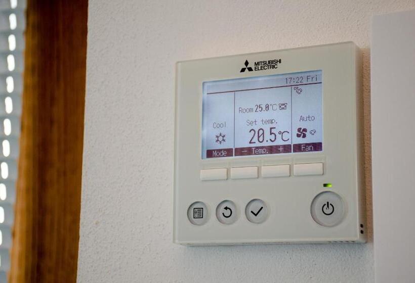 اتاق استاندارد با چشمانداز دریا, Crêuza De Mä