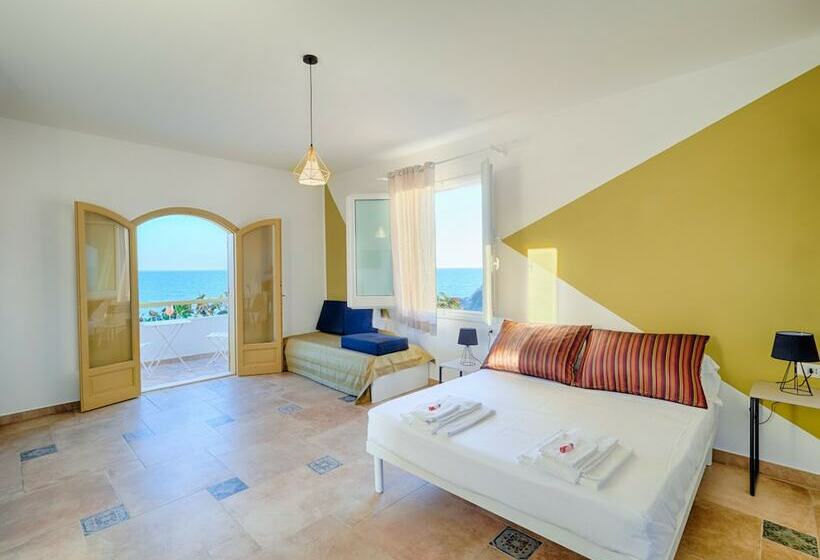 オーシャンビュースーペリアールーム, B&b Il Varo A Mare