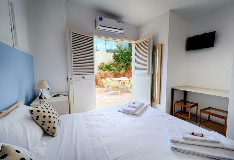 スタンダードルーム, B&b Il Varo A Mare