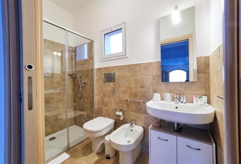 オーシャンビュースーペリアールーム, B&b Il Varo A Mare