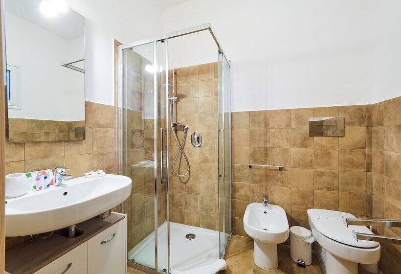 オーシャンビュースーペリアールーム, B&b Il Varo A Mare