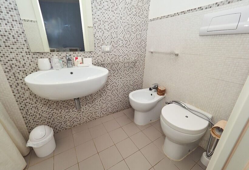 スタンダードルーム, B&b Il Varo A Mare