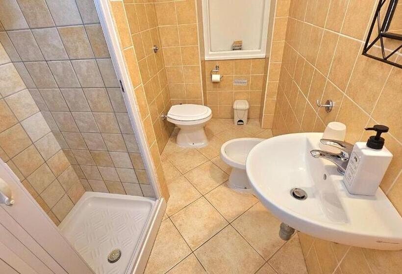 Familjerum, Aba Maya Alghero