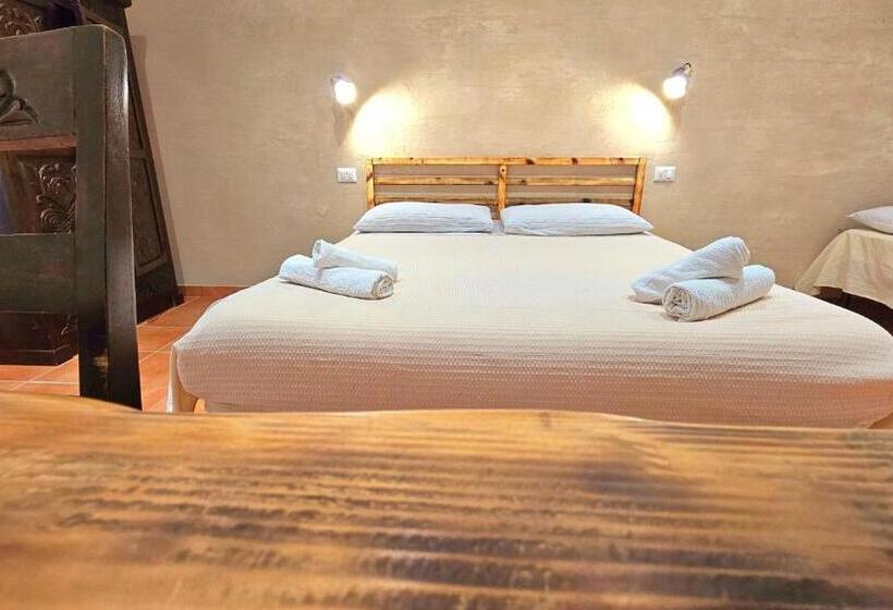 Familjerum, Aba Maya Alghero