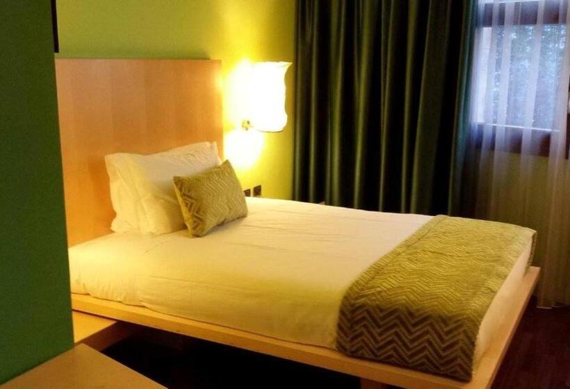 חדר סטנדרט, Abitart