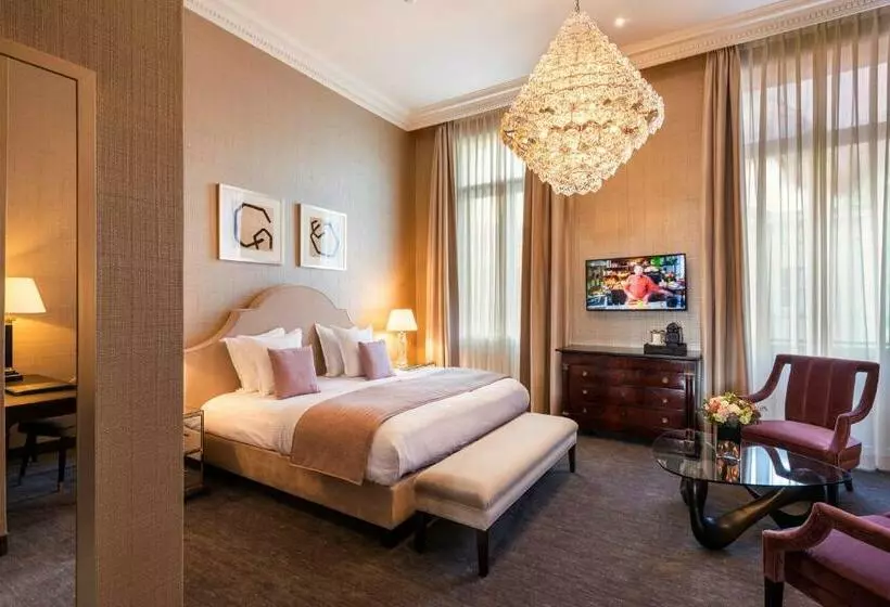 سوییت لوکس, Dukes  Arches Brugge   By Dukes  Hotel Collection