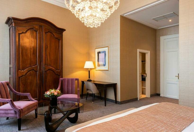 Люкс Повышенной Комфортности, Dukes  Arches Brugge   By Dukes  Hotel Collection