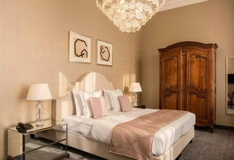 سوییت لوکس, Dukes  Arches Brugge   By Dukes  Hotel Collection