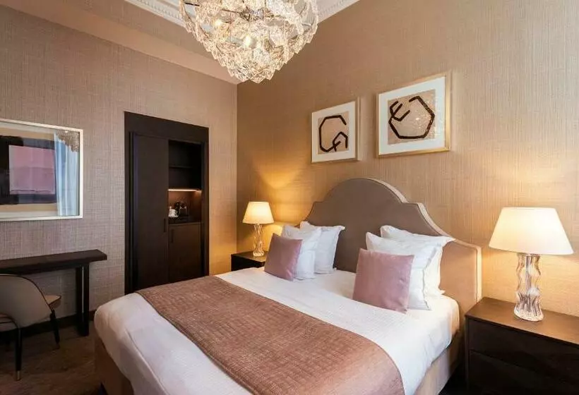 اتاق لوکس, Dukes  Arches Brugge   By Dukes  Hotel Collection