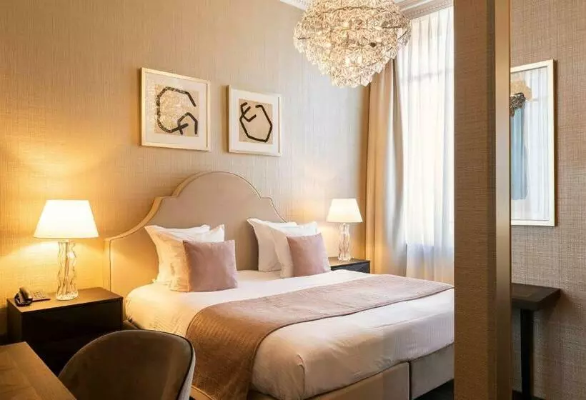 اتاق لوکس, Dukes  Arches Brugge   By Dukes  Hotel Collection