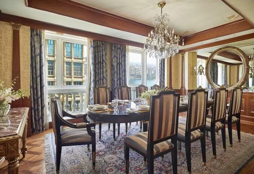 ロイヤルスイート, Four Seasons  Cairo At The First Residence