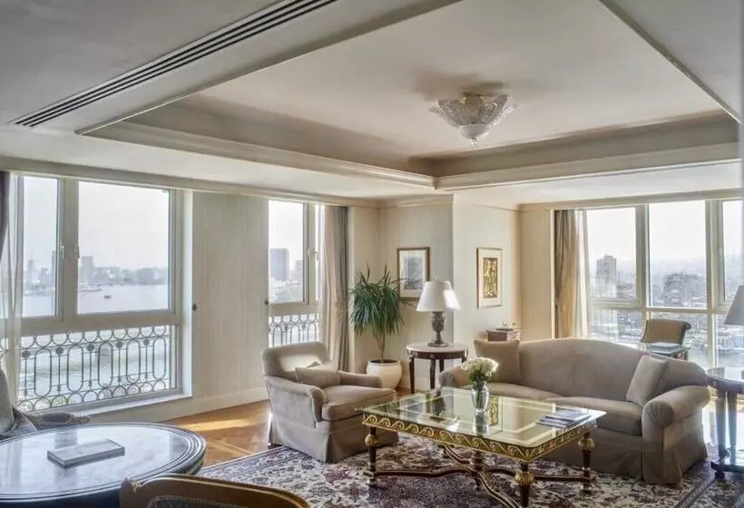 プレジデントスイートルーム, Four Seasons  Cairo At The First Residence