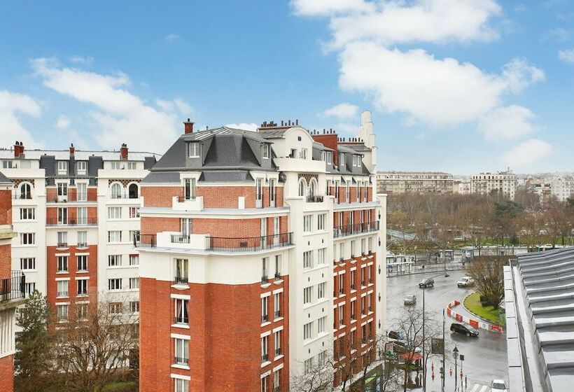 スタンダードルーム, Murat