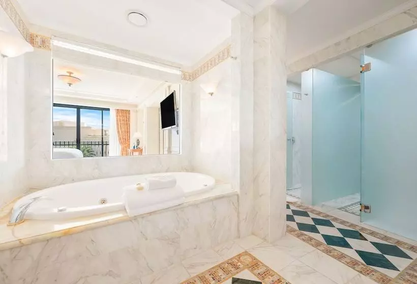 スイート, Imperial Hotel Gold Coast