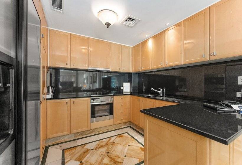 Апартаменты 3 Спальни, Imperial Hotel Gold Coast