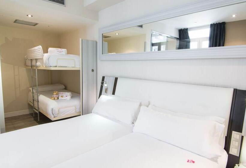 اتاق استاندارد چهار تخته, Petit Palace Arenal