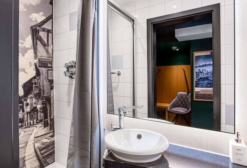 스탠다드 룸, Radisson Hotel York