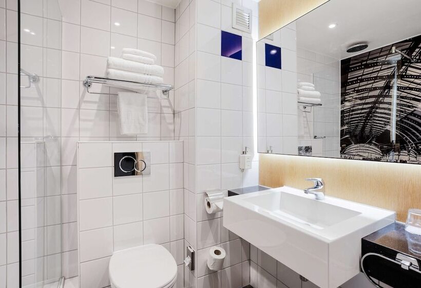 패밀리 룸, Radisson Hotel York