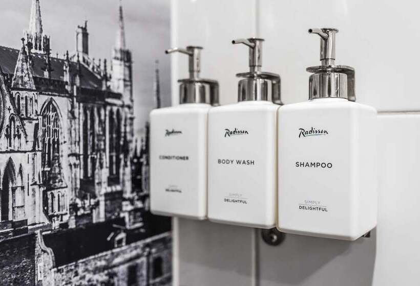 패밀리 룸, Radisson Hotel York